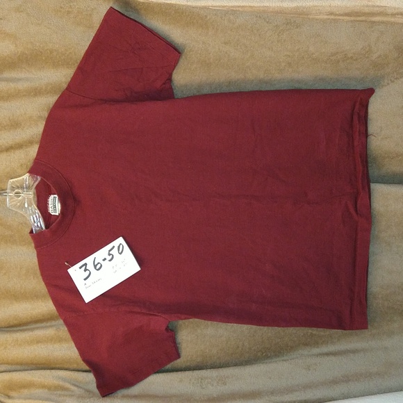 Women's burgundy tee shirt, size Medium by Basic Editions. - Picture 1 of 3